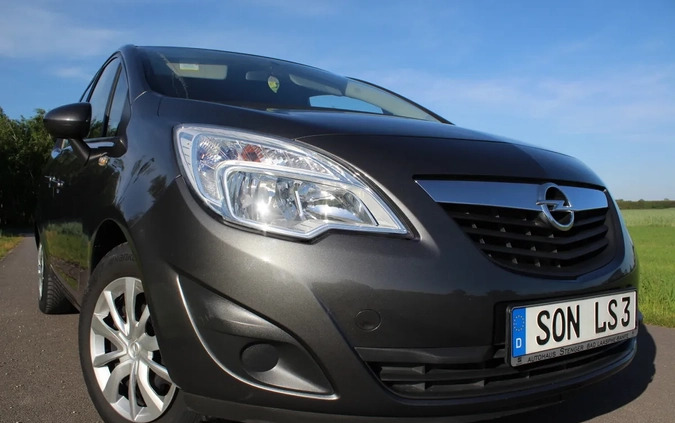 Opel Meriva cena 22900 przebieg: 134675, rok produkcji 2010 z Łęczyca małe 667